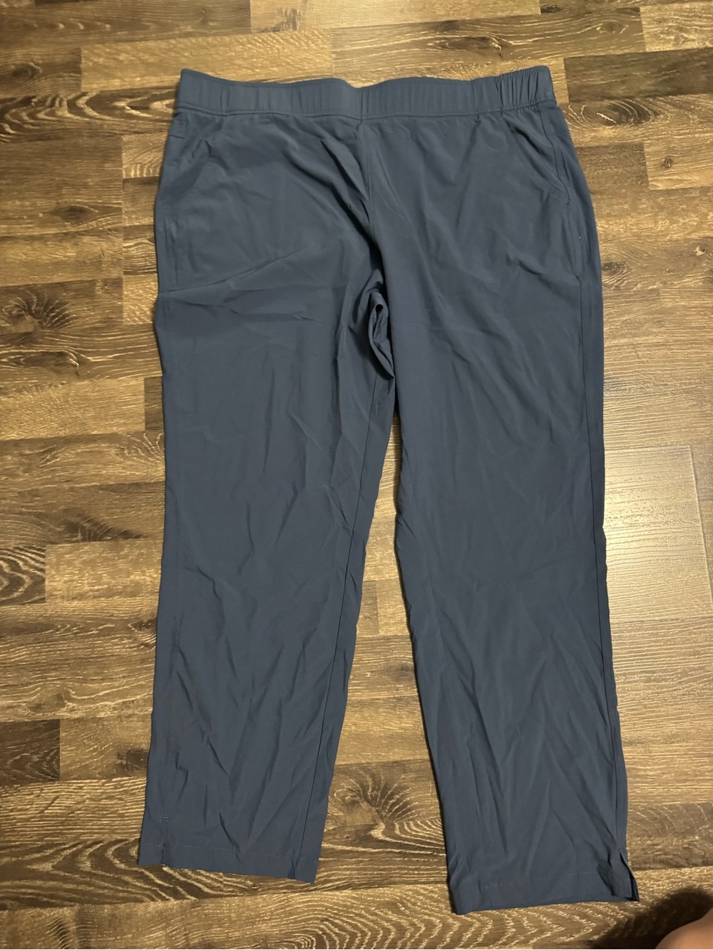 Women’s blue Eddie Bauer traveller pants